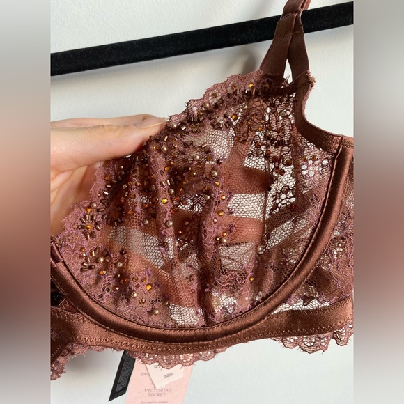 BNWT Designer Collection Victoria’s Secret Lace and Beaded Unlined Bra - Picture 3 of 6